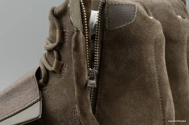 Yeezy Brown 750 Boost BY2456 adidas Light 0704